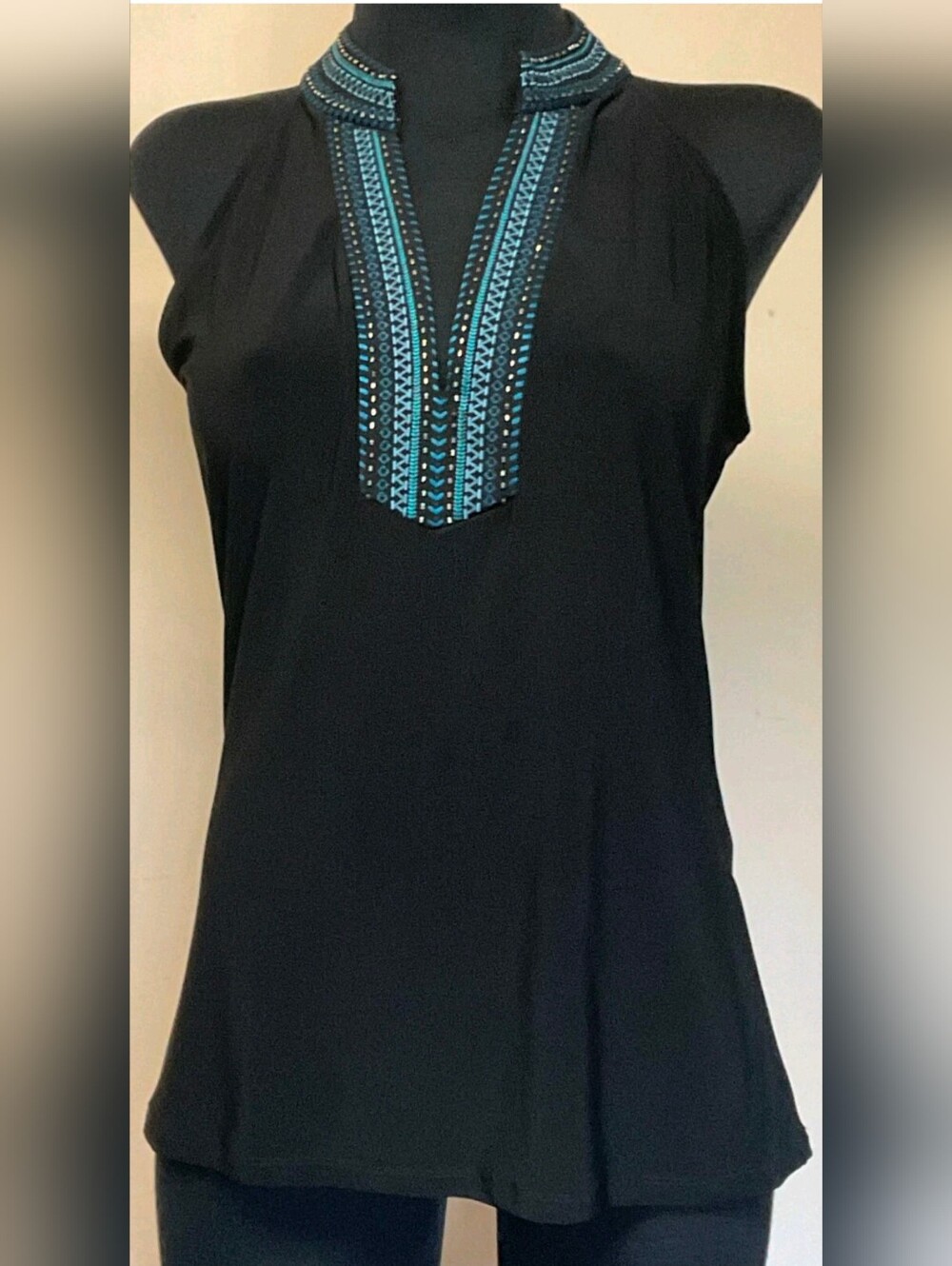 White House Black Market Black Embroidered V- Neck Tank Top